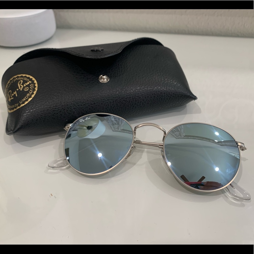 Silver Round Ray-Ban Sunglasses